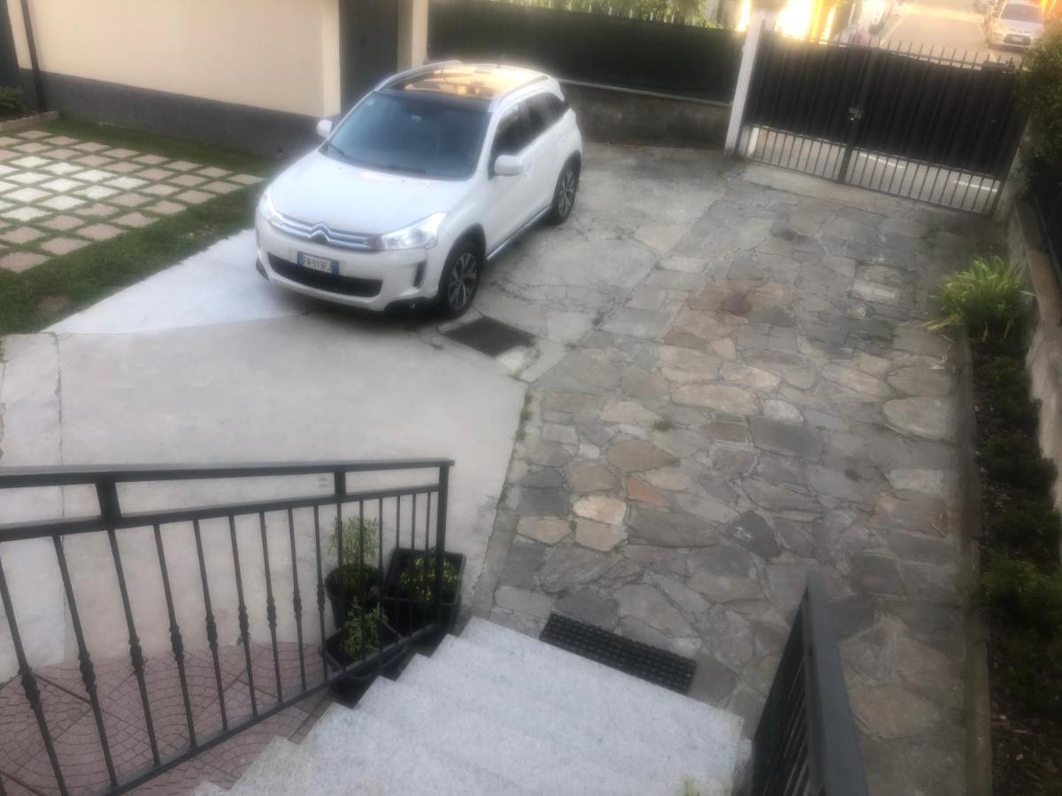 Апартаменти "La Bella Della Cappuccina" Casa Con Parcheggio Interno Gratuito Домодоссола Екстер'єр фото